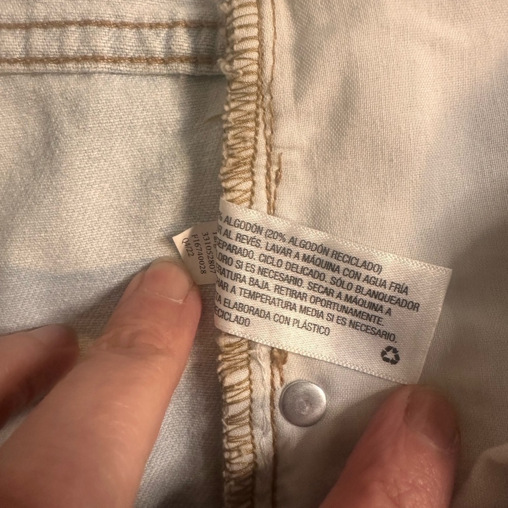Wild Fable High Rise Cut Off Shorts Size 16 - Picture 8 of 10